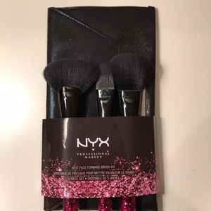 3 piece NYX Makeup Brush Ensemble